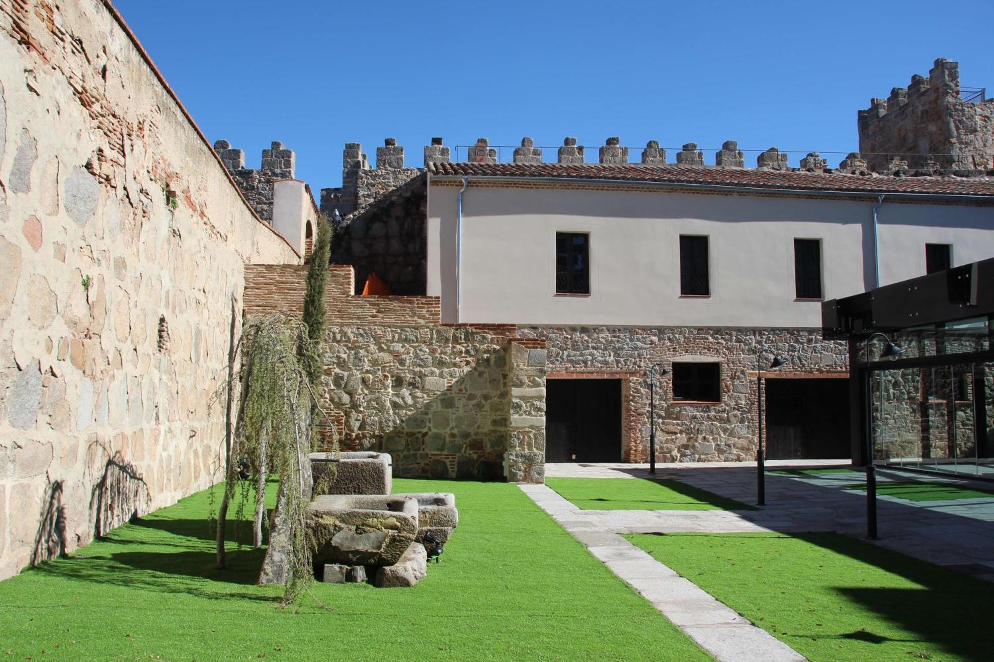 Sofraga Palacio Avila Exterior photo